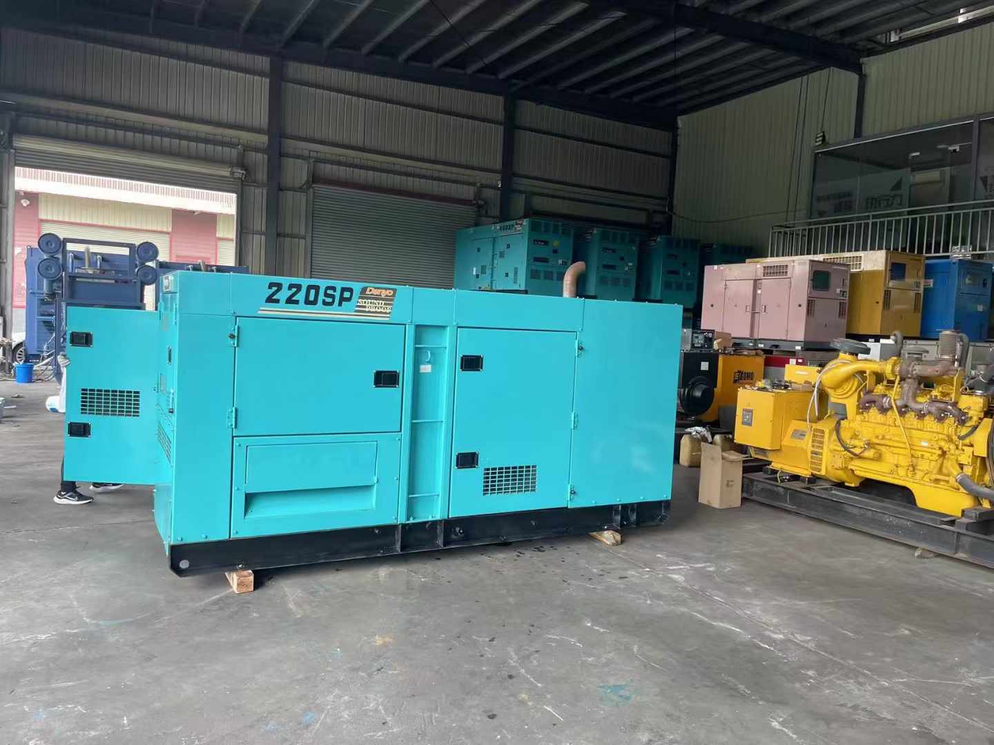 即墨800kW 柴油发电机的输出电流波动范围是多少？