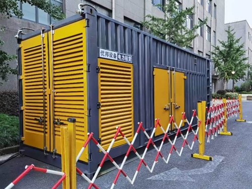 即墨如何使用转速表检查发动机的转速？