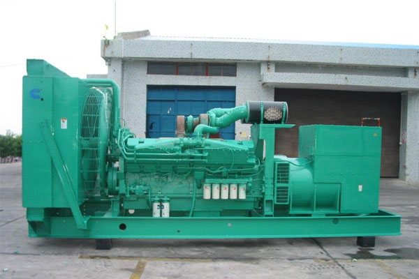 即墨工厂发电机应急发电时如何更准确地检查发电机状态？